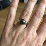 Anillo de oro blanco y perlas de Tahití | Meliá