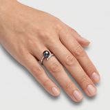 Anillo- Perlas Cultivadas Redondas 8-9 mm Tahití Negras- Oro Blanco- Diamantes