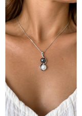 Collar Toi & Moi de Plata en perla de Tahití y perla de agua dulce
