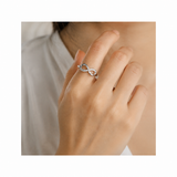 Anillo ajustable motivo “INFINITE”