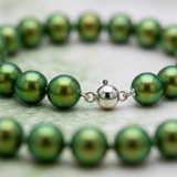 Pulsera de la Suerte - Perla de Agua Dulce - Redonda 5-6 mm Verde Intenso