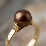 Anillo- Perlas Cultivadas de Agua Dulce- Redondo Diámetro 7-8 mm Chocolate- Talla 48 (EU)- Oro Amarillo