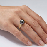 Anillo de oro amarillo con una magnífica perla de Tahití | Meliá