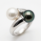 Anillo de oro tu y yo en perla cultivada y perla de Tahití
