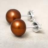 Pendientes de botón con perlas cultivadas de agua dulce, diámetro de 9-10 mm, color marrón, oro blanco