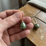 Pendientes - Perlas Cultivadas de Agua Dulce - Diámetro Pera 9-10 mm Verde Intenso - Joyería Mujer - Oro Amarillo