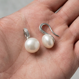 Pendientes de plata y perlas cultivadas blancas | Moea