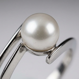Anillo- Perlas Cultivadas de Agua Dulce- Redonda Diámetro 7-8 mm Blanco- Talla 48 (EU)- Oro Blanco